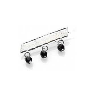 Surinaamse kinderspeld | Ogri ai speld | Speld met zwarte kralen